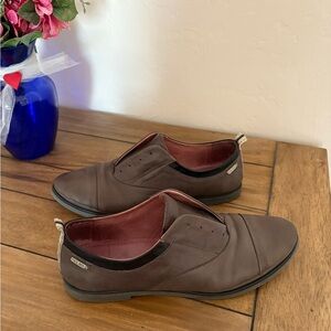 PIKOLINOS Gray Oxfords Sleek Minimalist Design